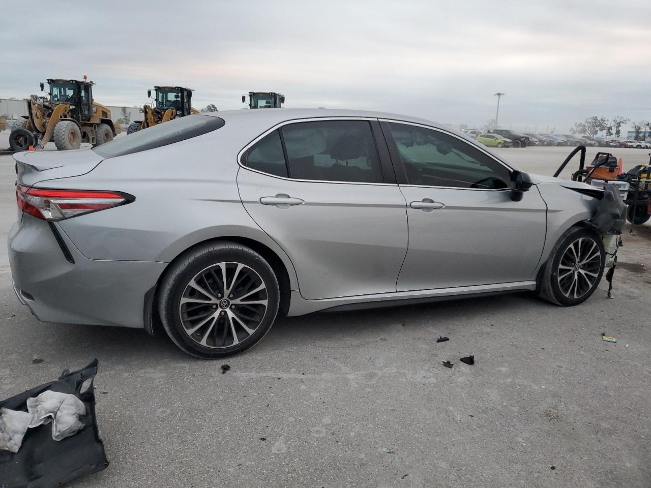 2018 Toyota Camry - Image 3