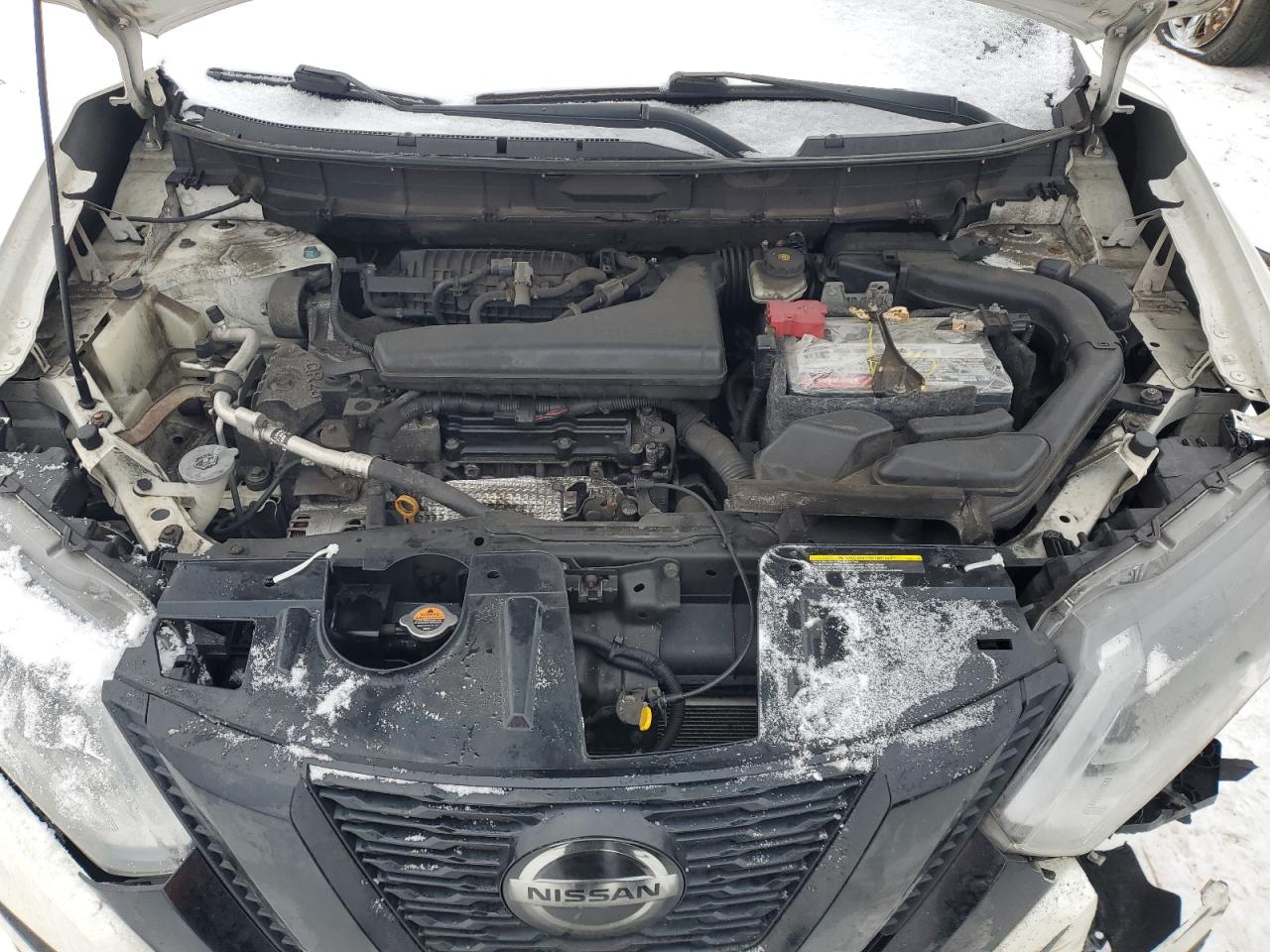 2018 Nissan Rogue - Image 12