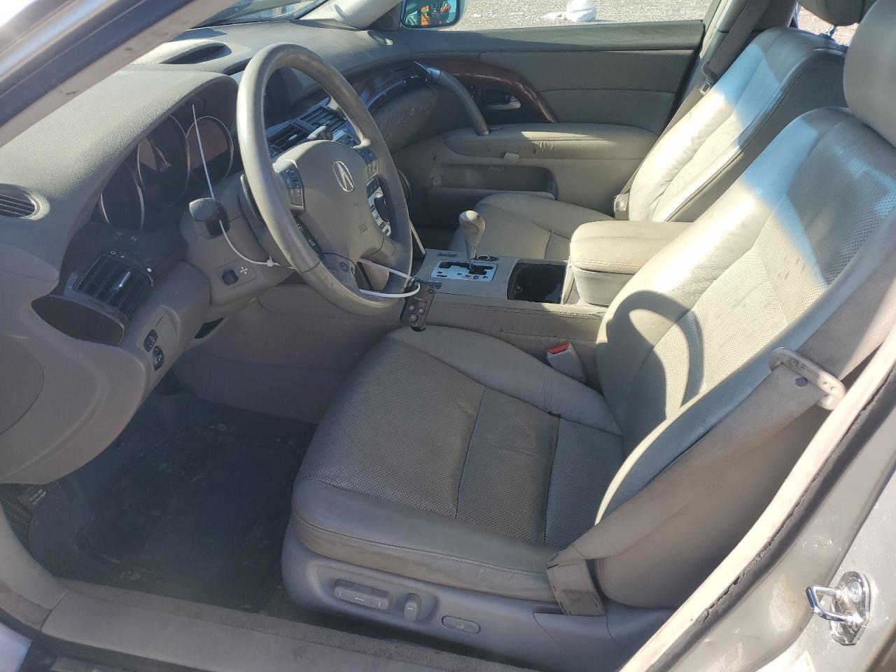 2006 Acura RL - Image 7