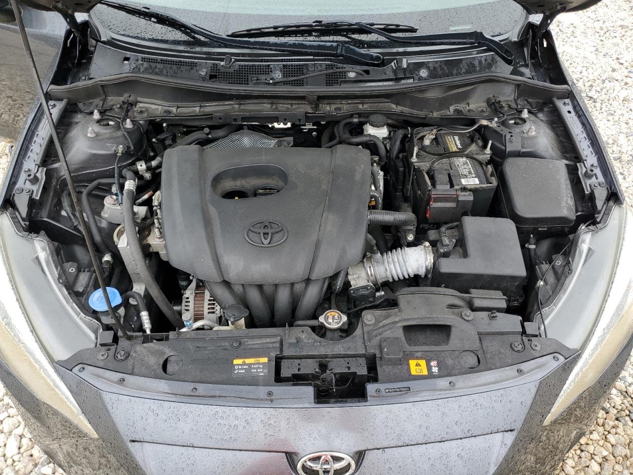 2019 Toyota Yaris - Image 11
