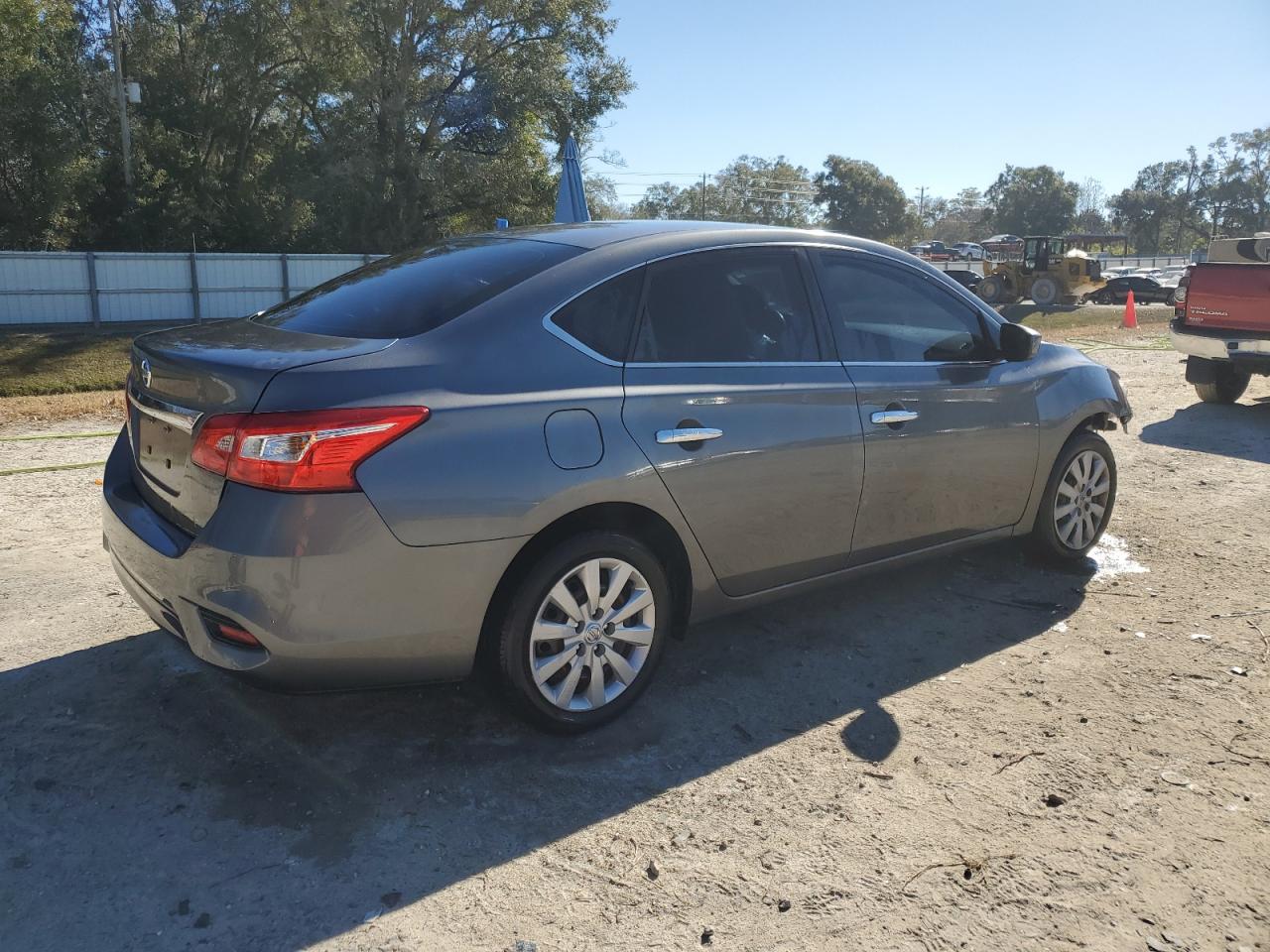 2019 Nissan Sentra - Image 3