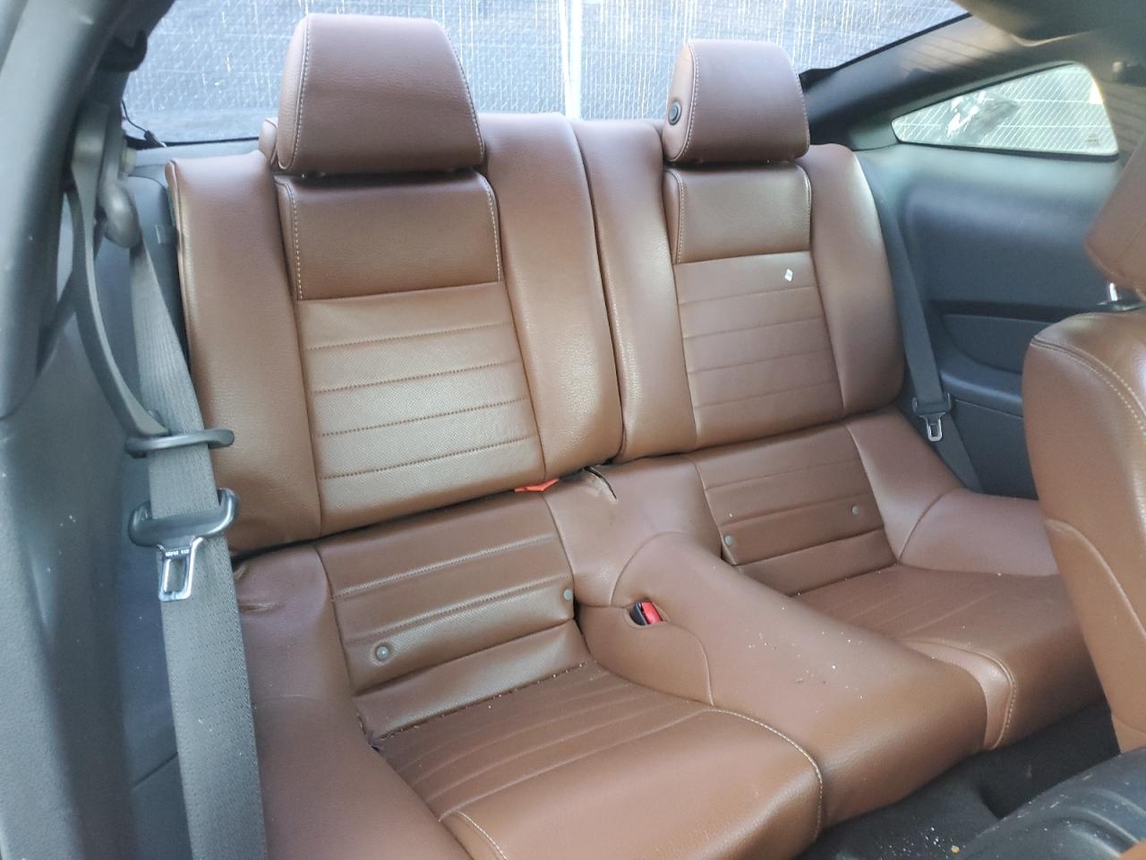 2012 Ford Mustang - Image 10