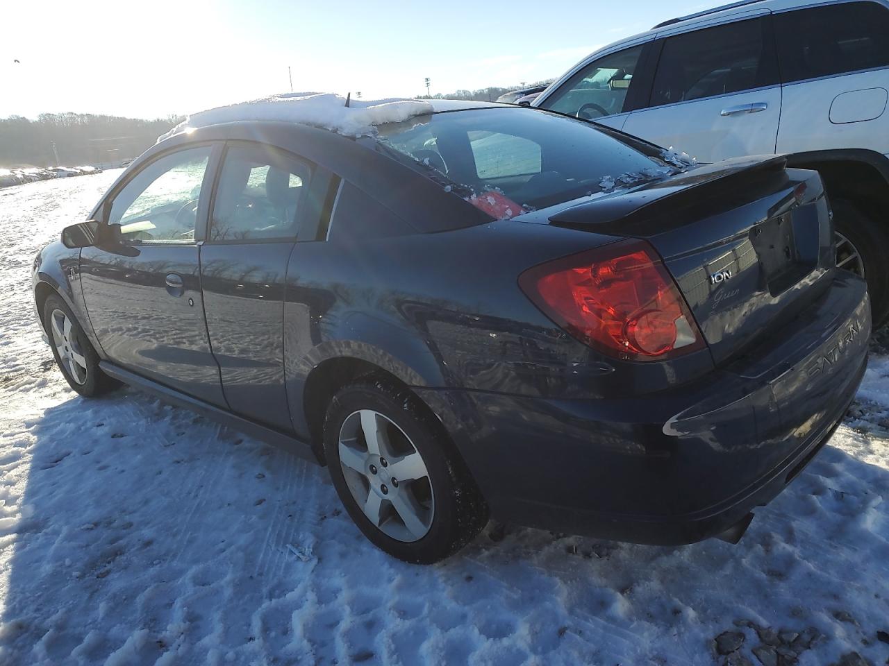 2007 Saturn ION - Image 2