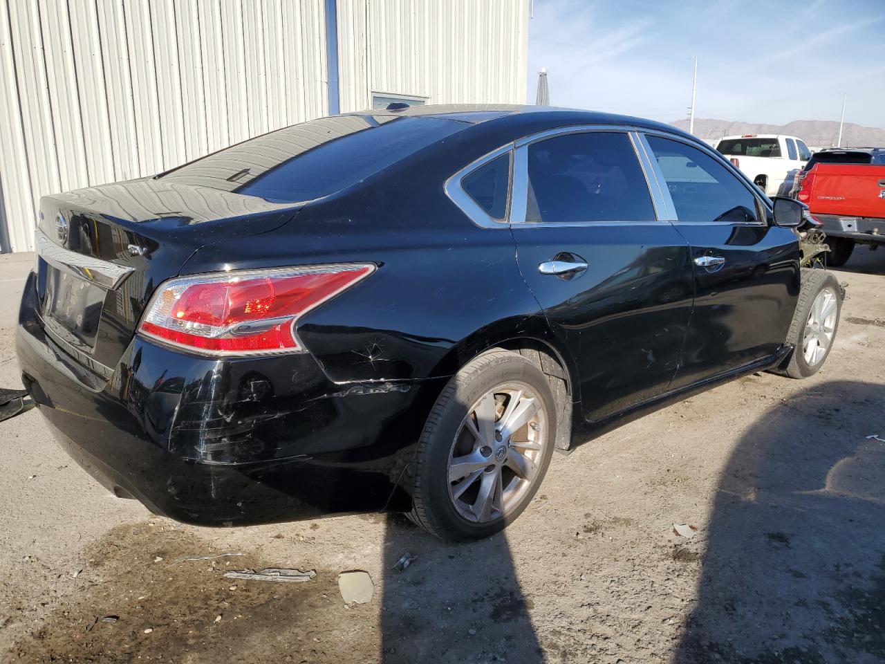 2015 Nissan Altima - Image 3