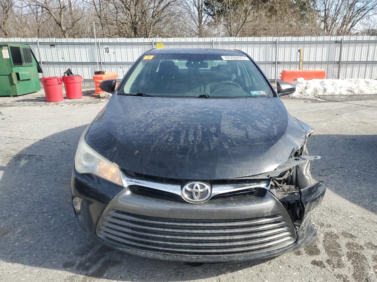 2017 Toyota Camry - Image 5