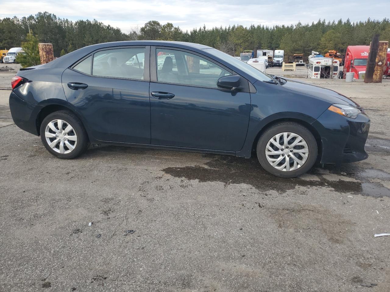 2017 Toyota Corolla - Image 4