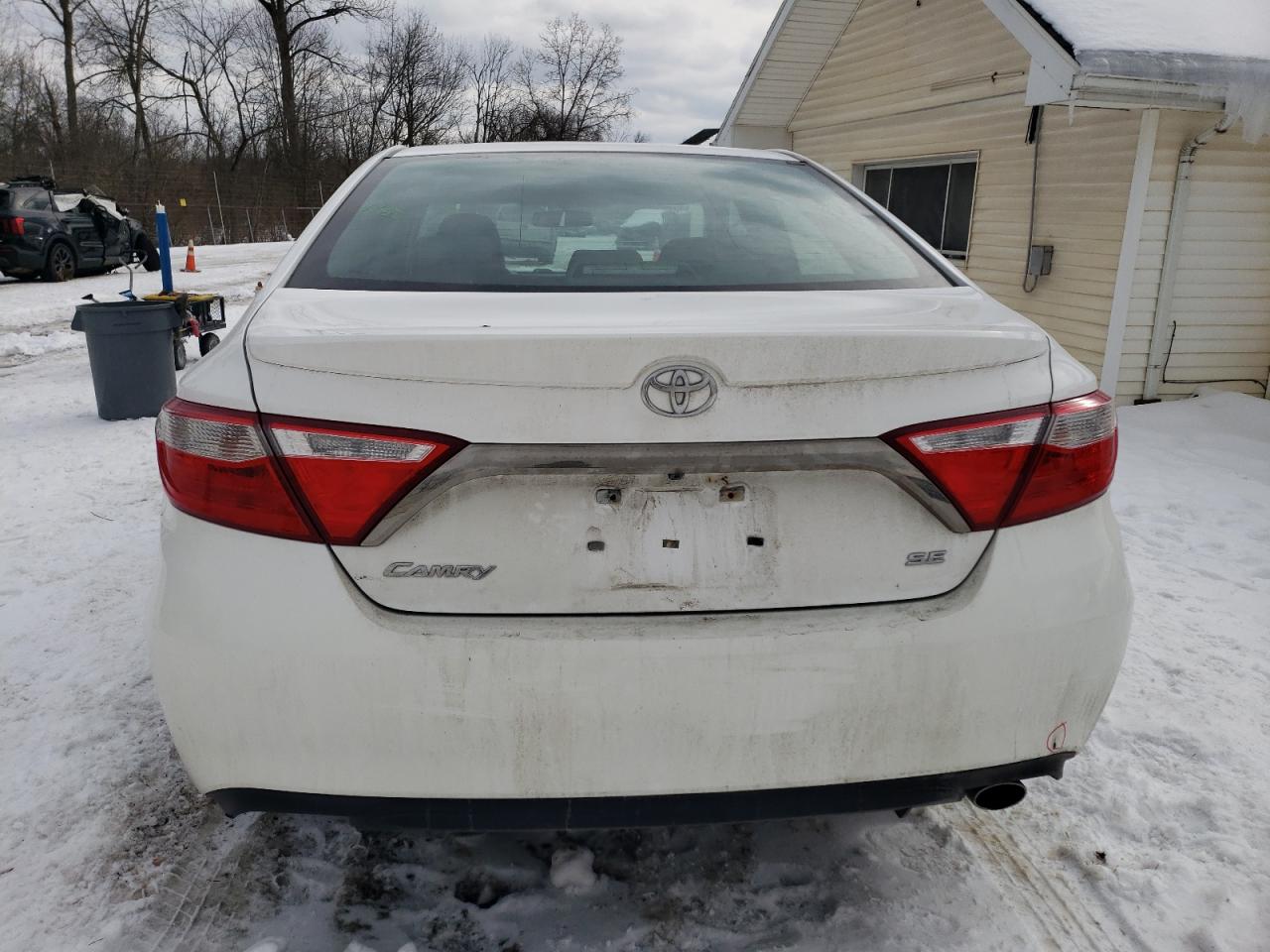 2016 Toyota Camry - Image 6