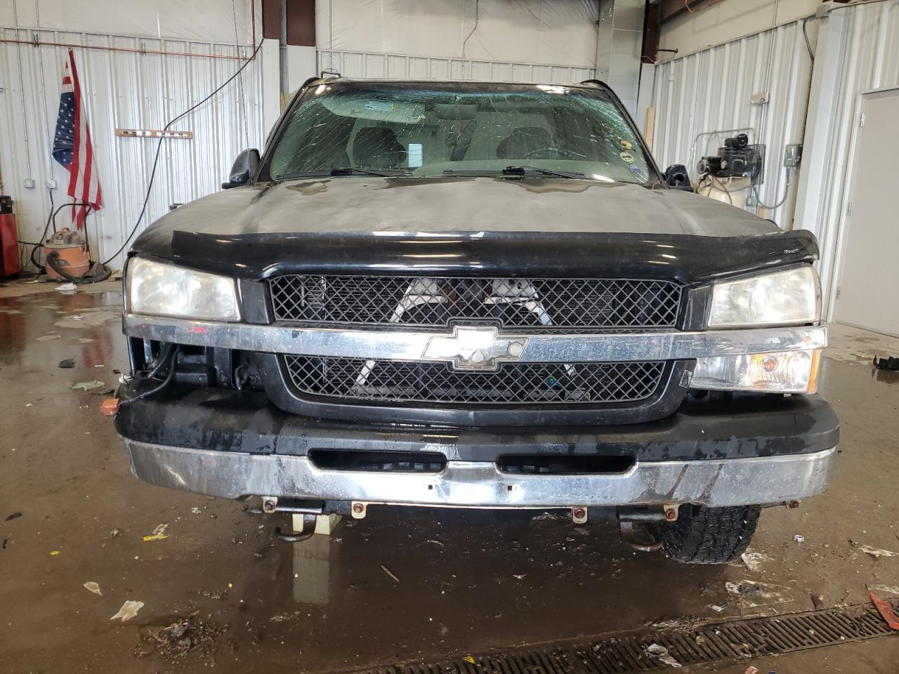 2004 Chevrolet Silverado - Image 5