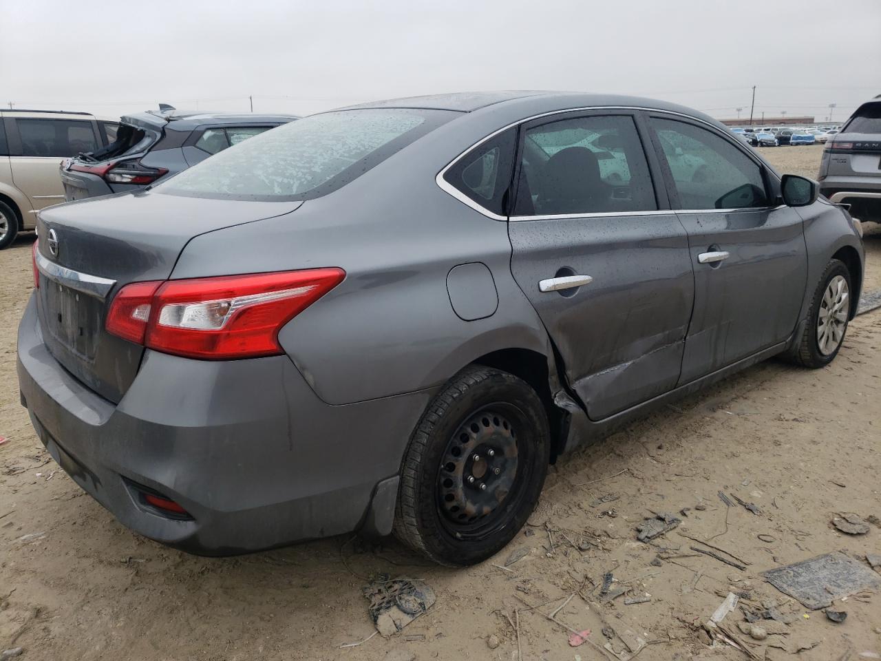 2016 Nissan Sentra - Image 3
