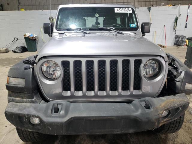  JEEP WRANGLER 2020 Srebrny