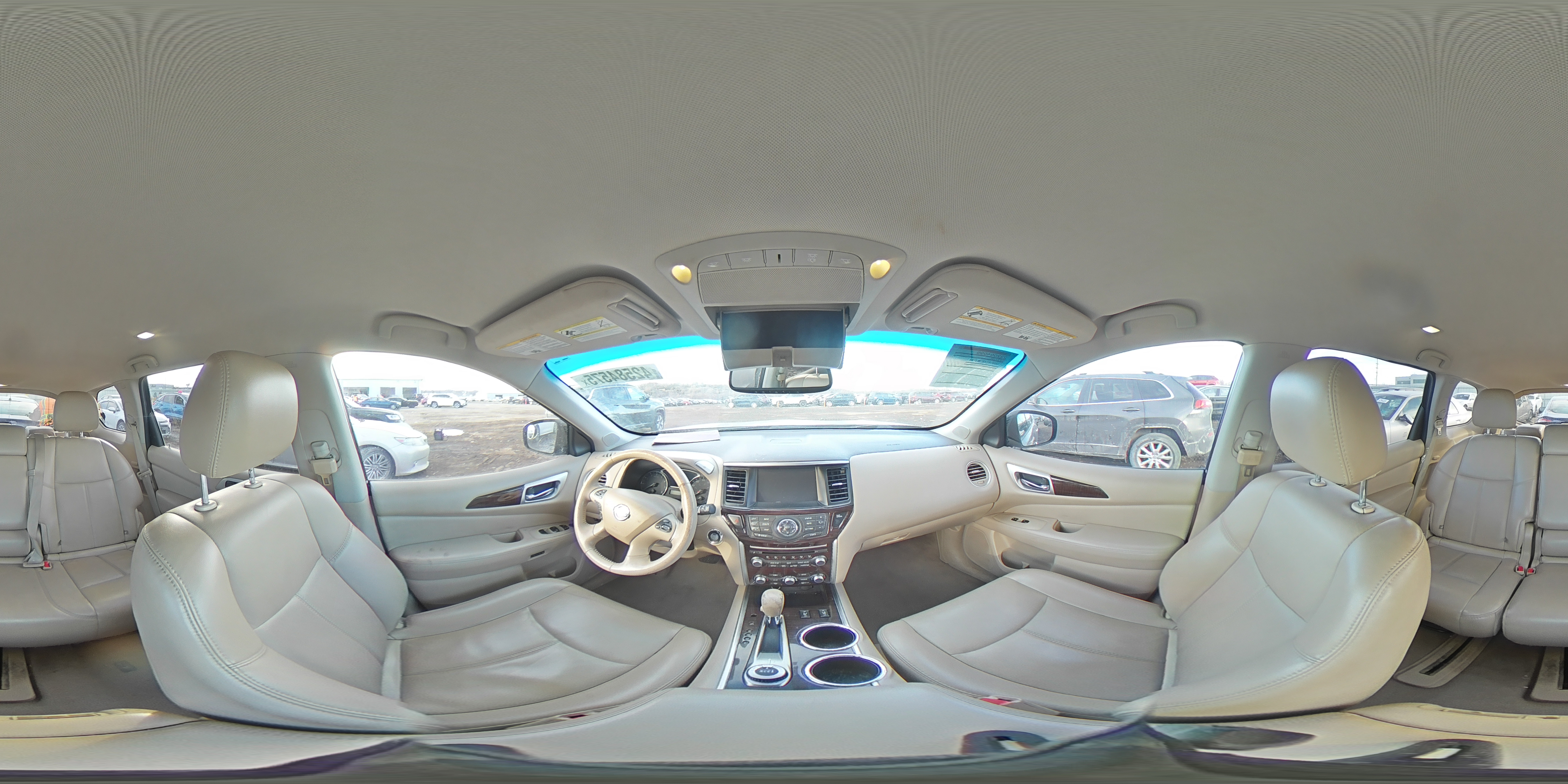 2014 Nissan Pathfinder - Image 15