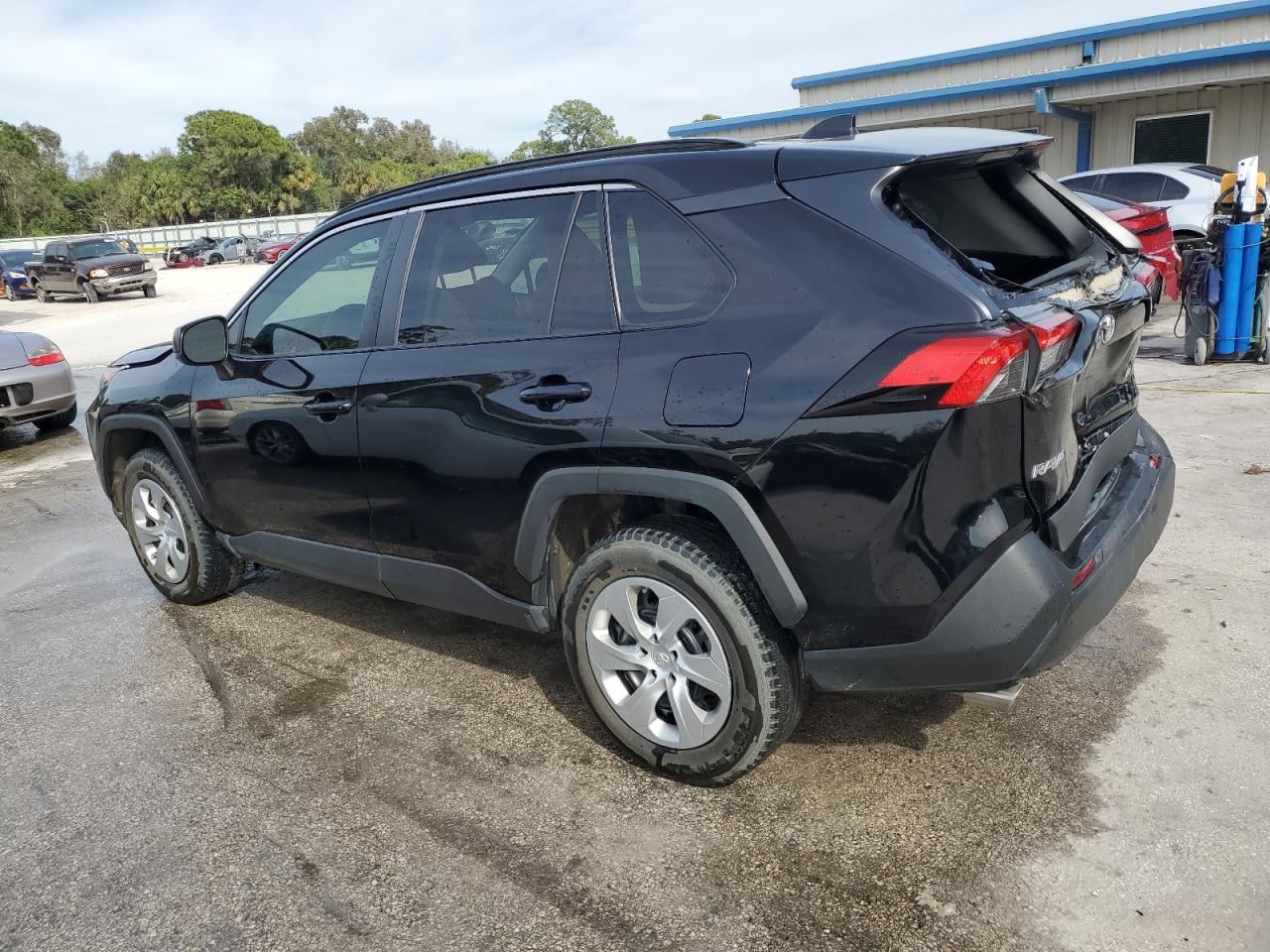 2021 Toyota RAV 4 - Image 2