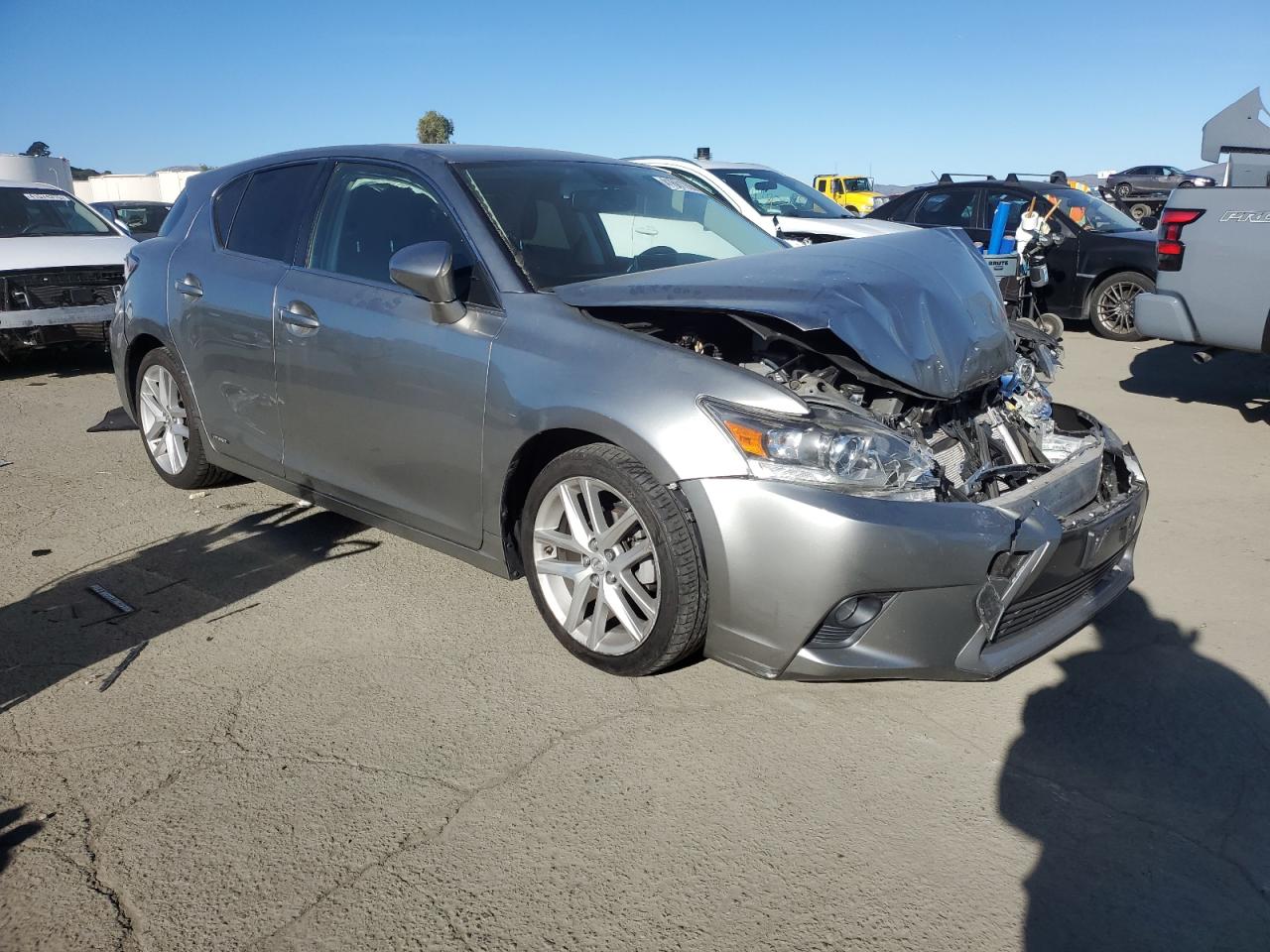 VIN JTHKD5BH1H2284802 2017 LEXUS CT 200 no.4