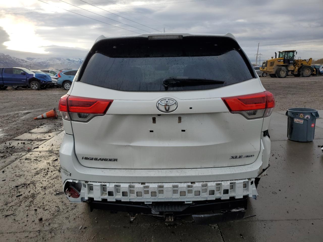 2018 Toyota Highlander - Image 6