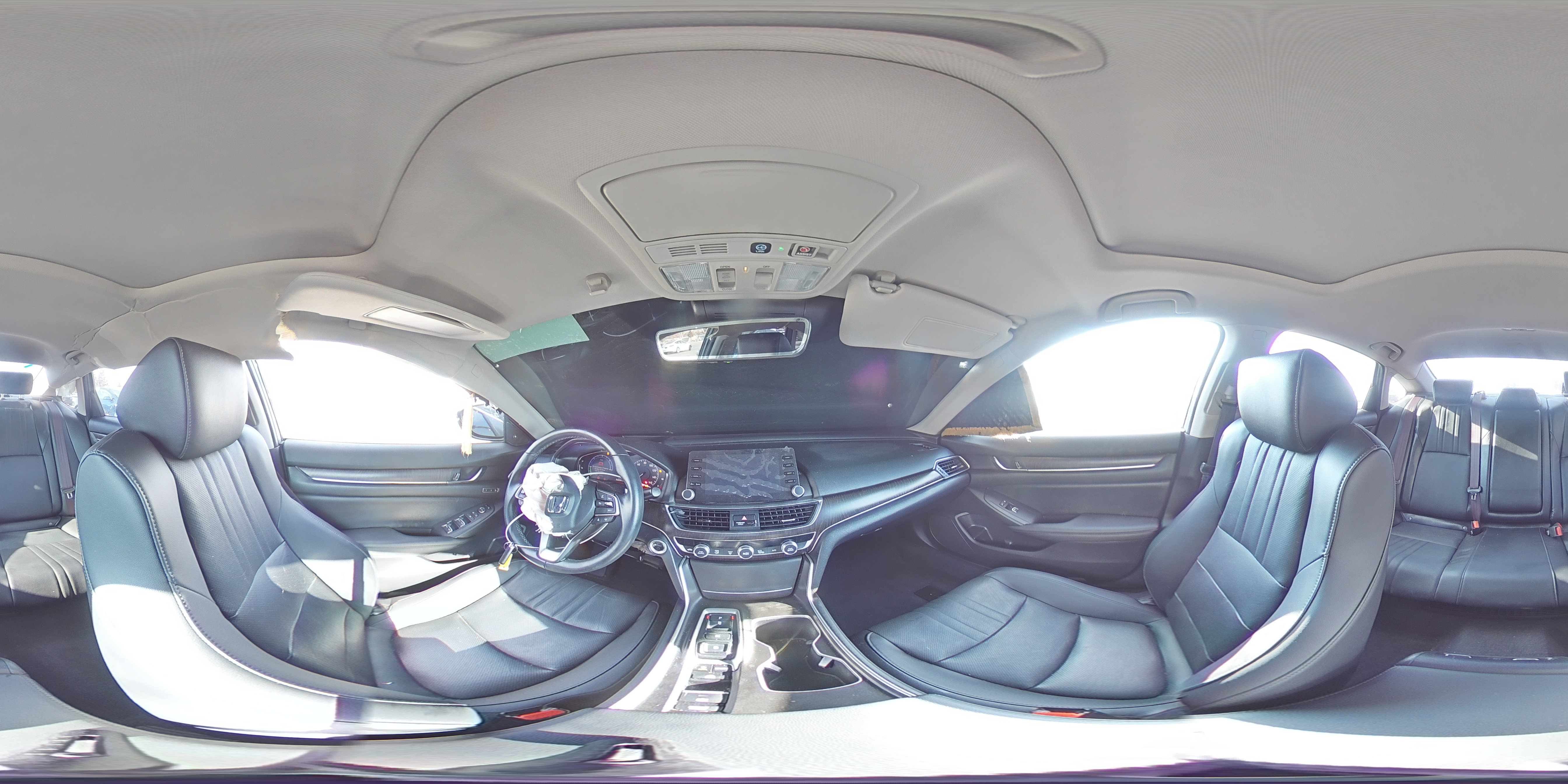 2022 Honda Accord - Image 13