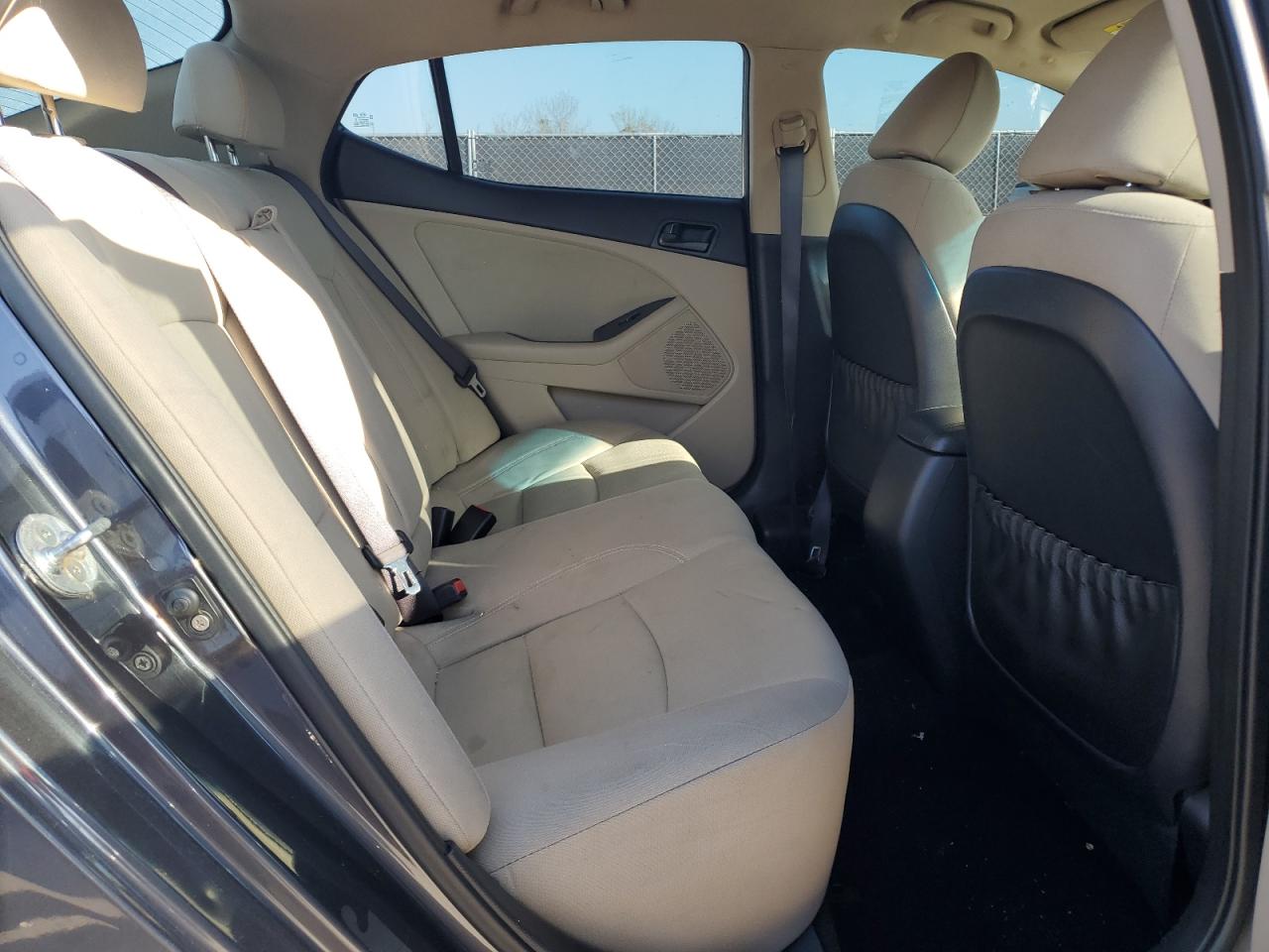 2015 Kia Optima - Image 10