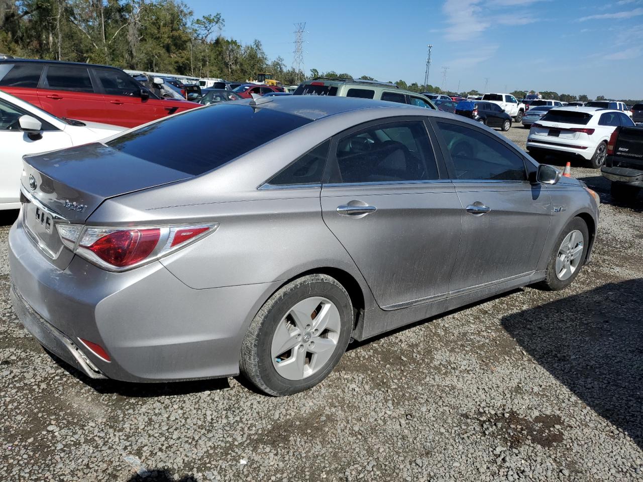 2012 Hyundai Sonata - Image 3
