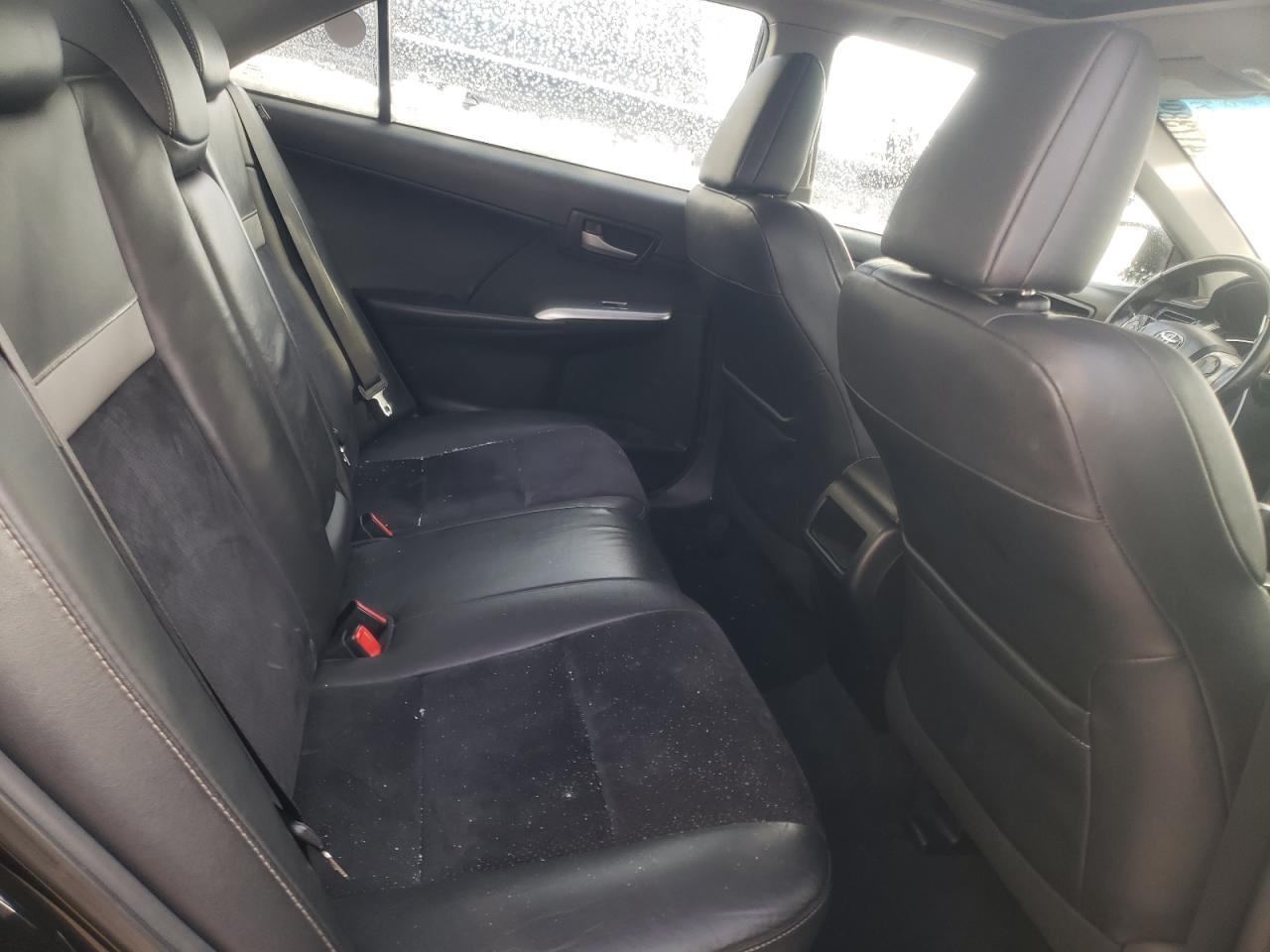 2012 Toyota Camry - Image 10