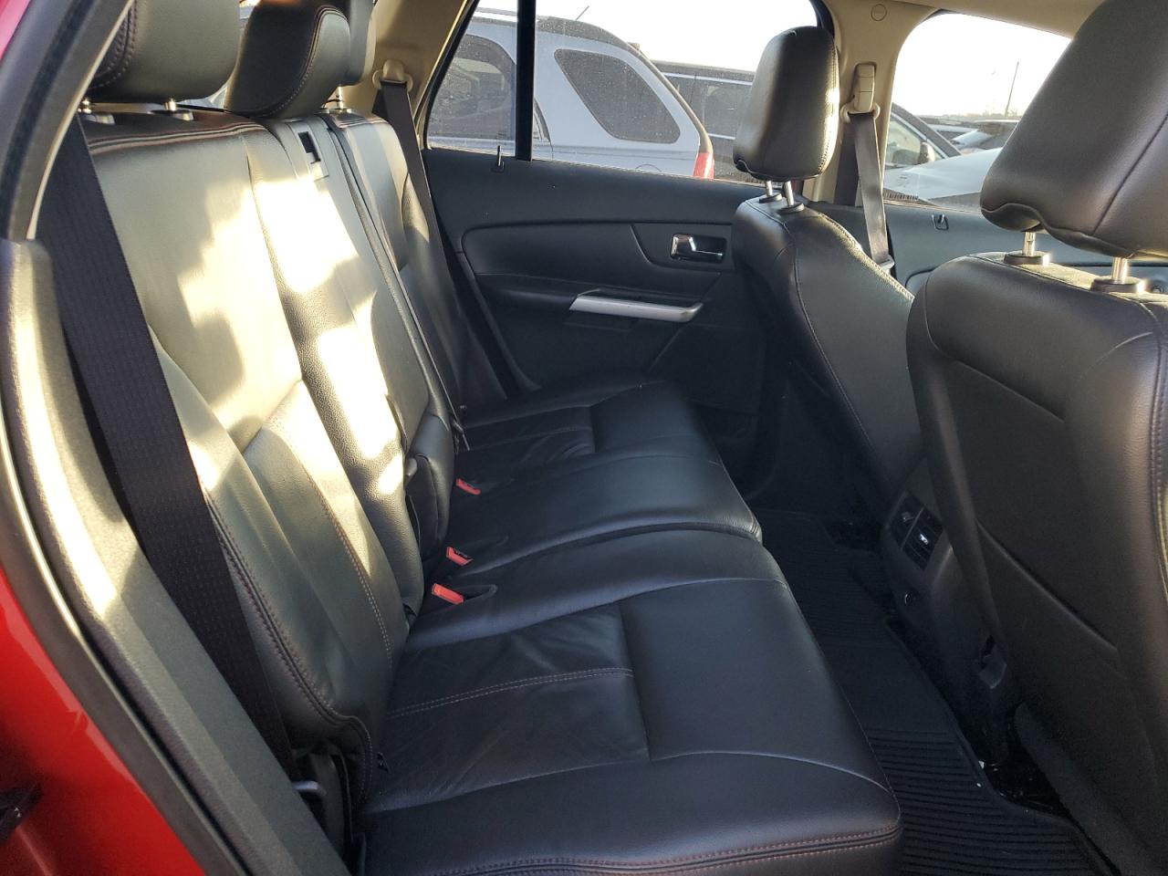 2012 Ford Edge - Image 11
