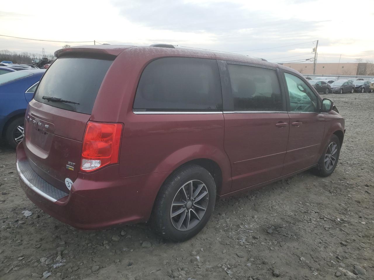 2017 Dodge Caravan - Image 3