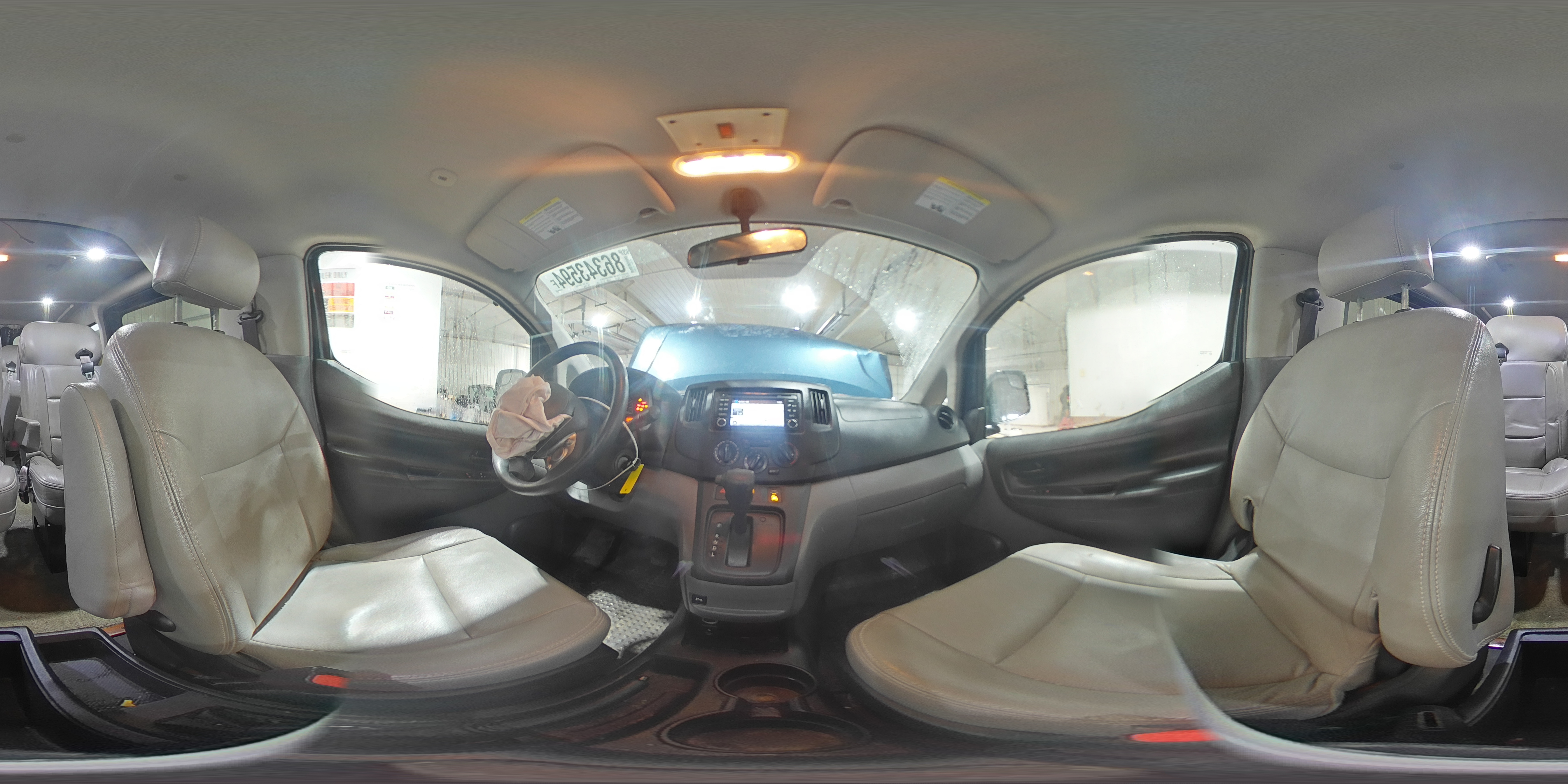 2015 Chevrolet Express - Image 15
