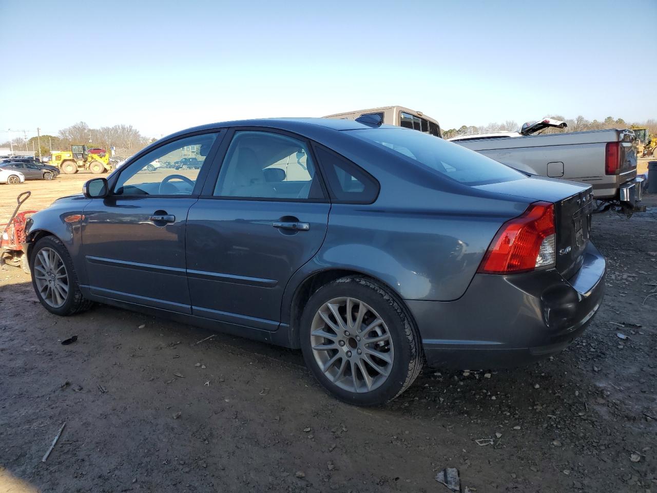 2010 Volvo S40 - Image 2