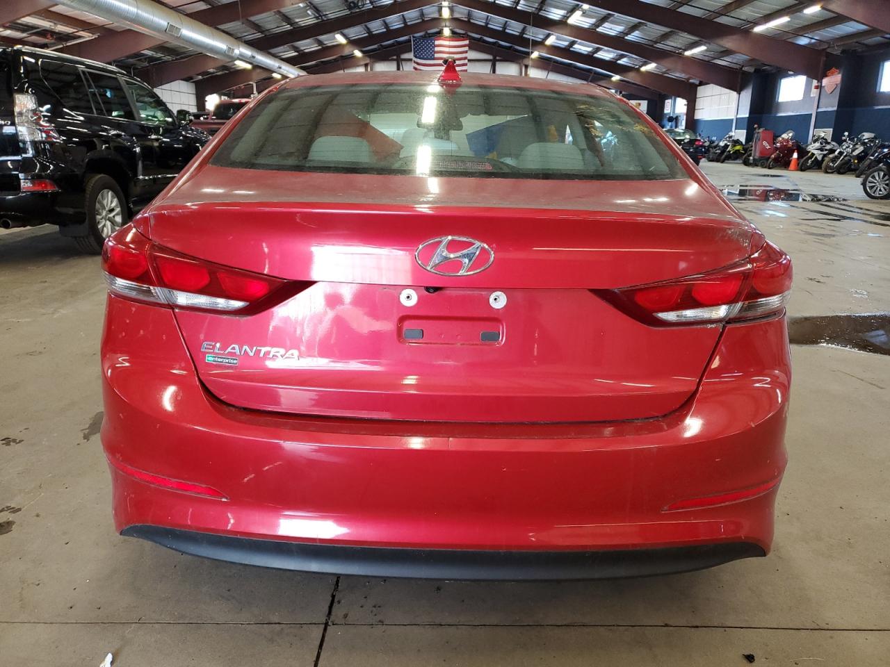 2018 Hyundai Elantra - Image 6