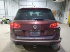2017 Volkswagen Touareg Wolfsburg للبيع في Candia، NH - Rear End