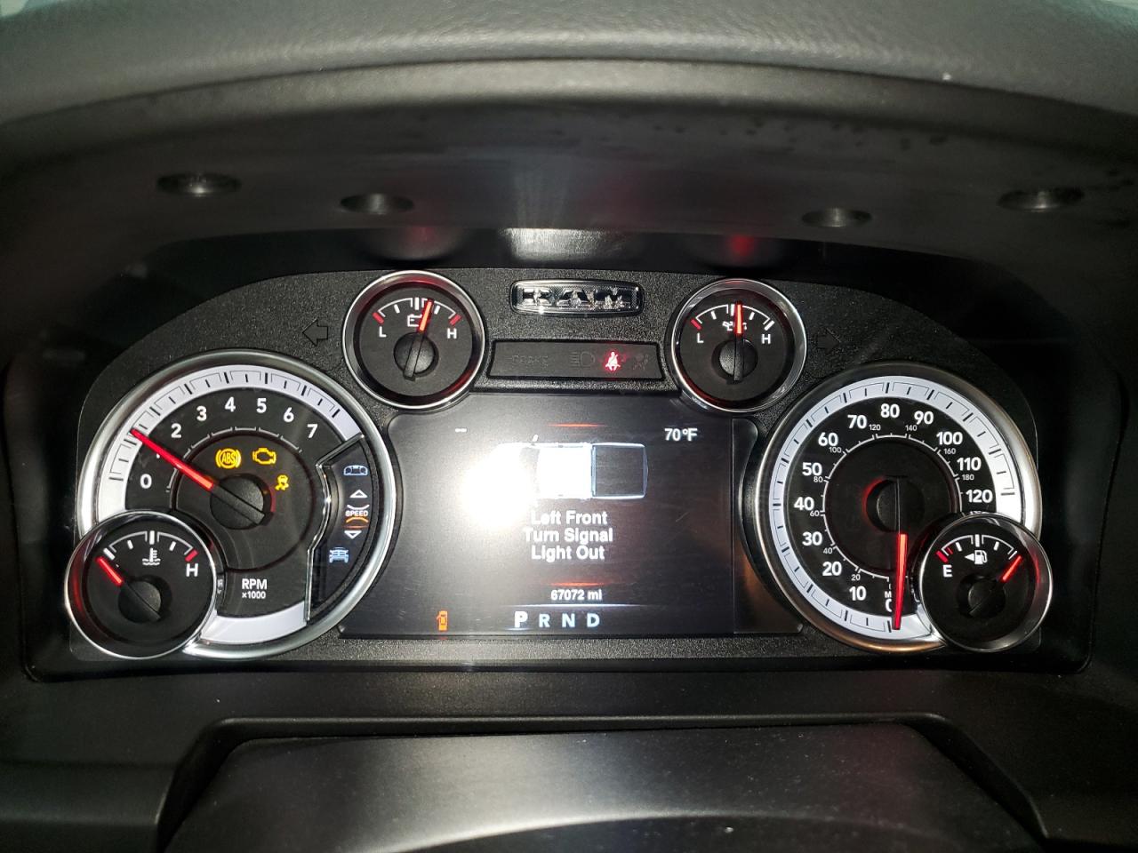2019 RAM 1500 - Image 9