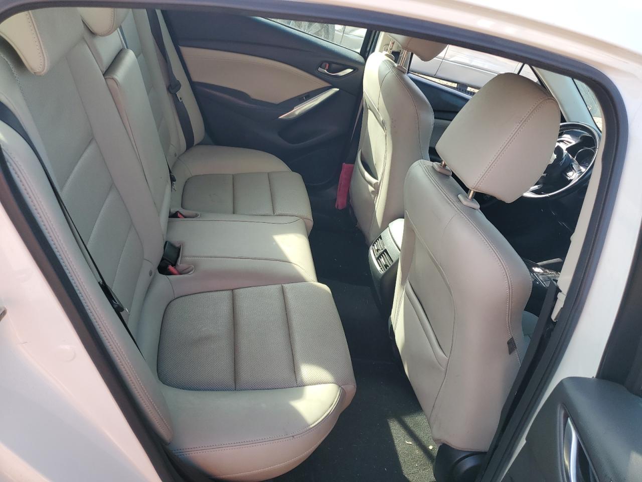 2017 Mazda 6 - Image 10
