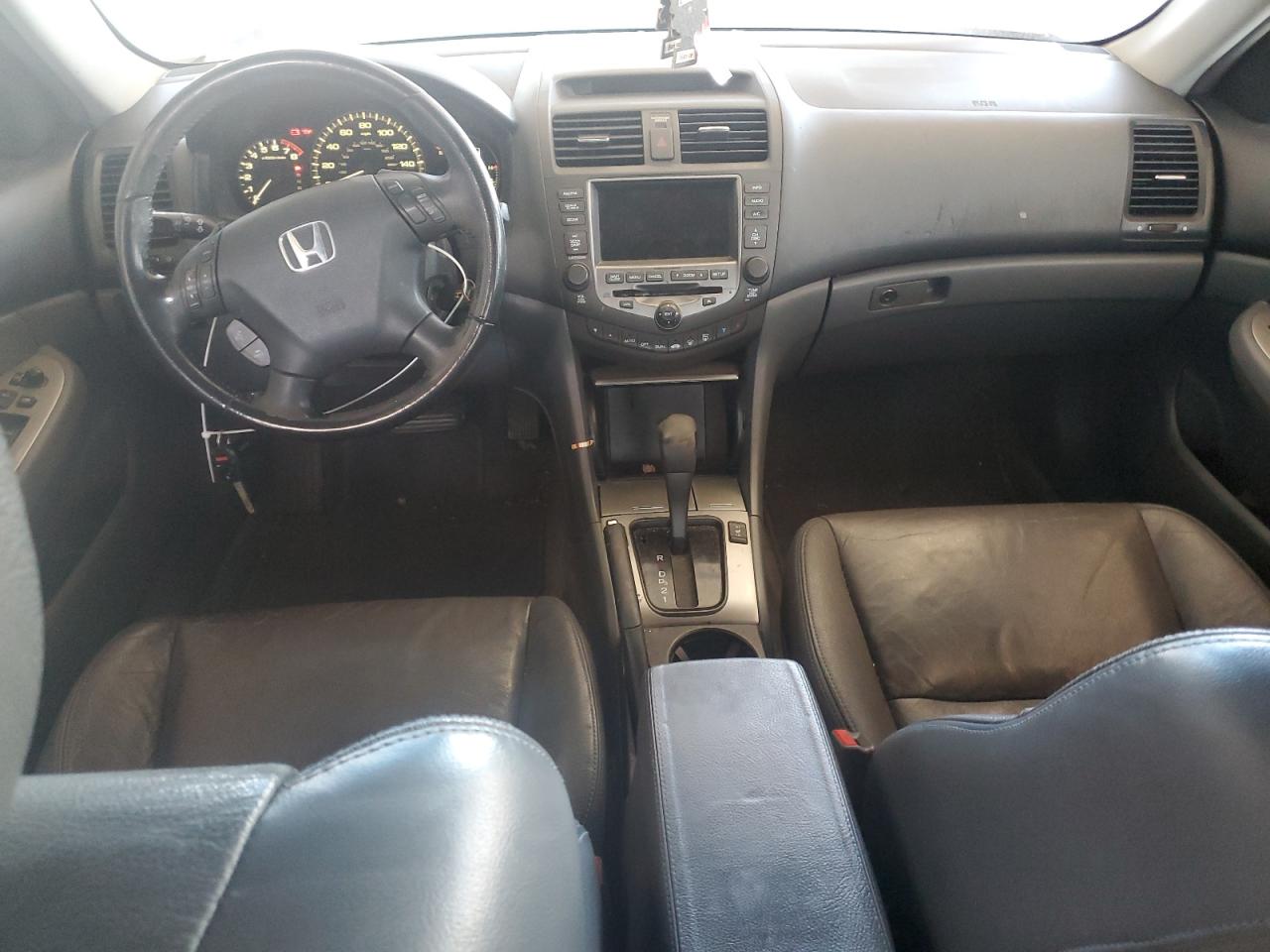 2007 Honda Accord - Image 8