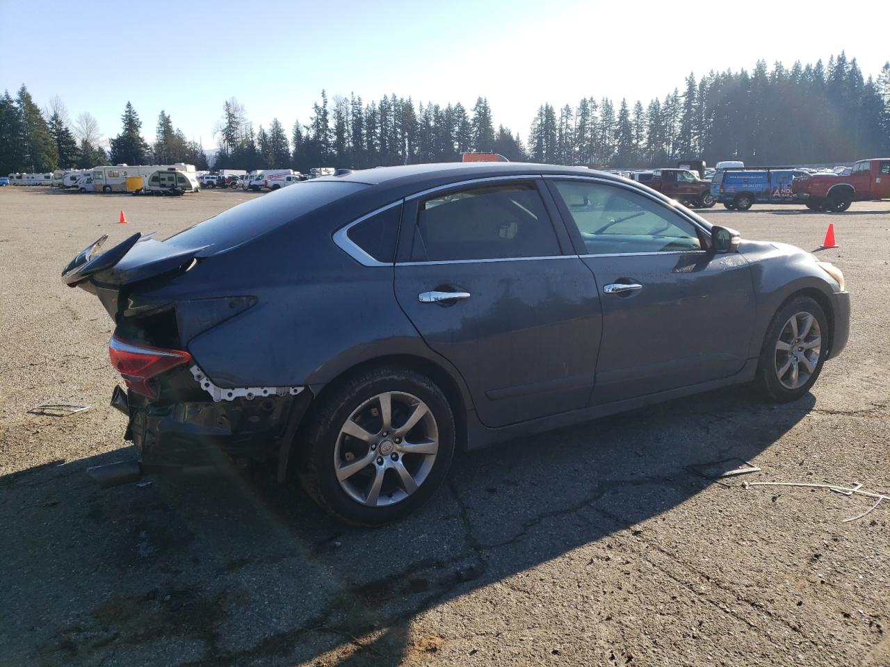2013 Nissan Altima - Image 3