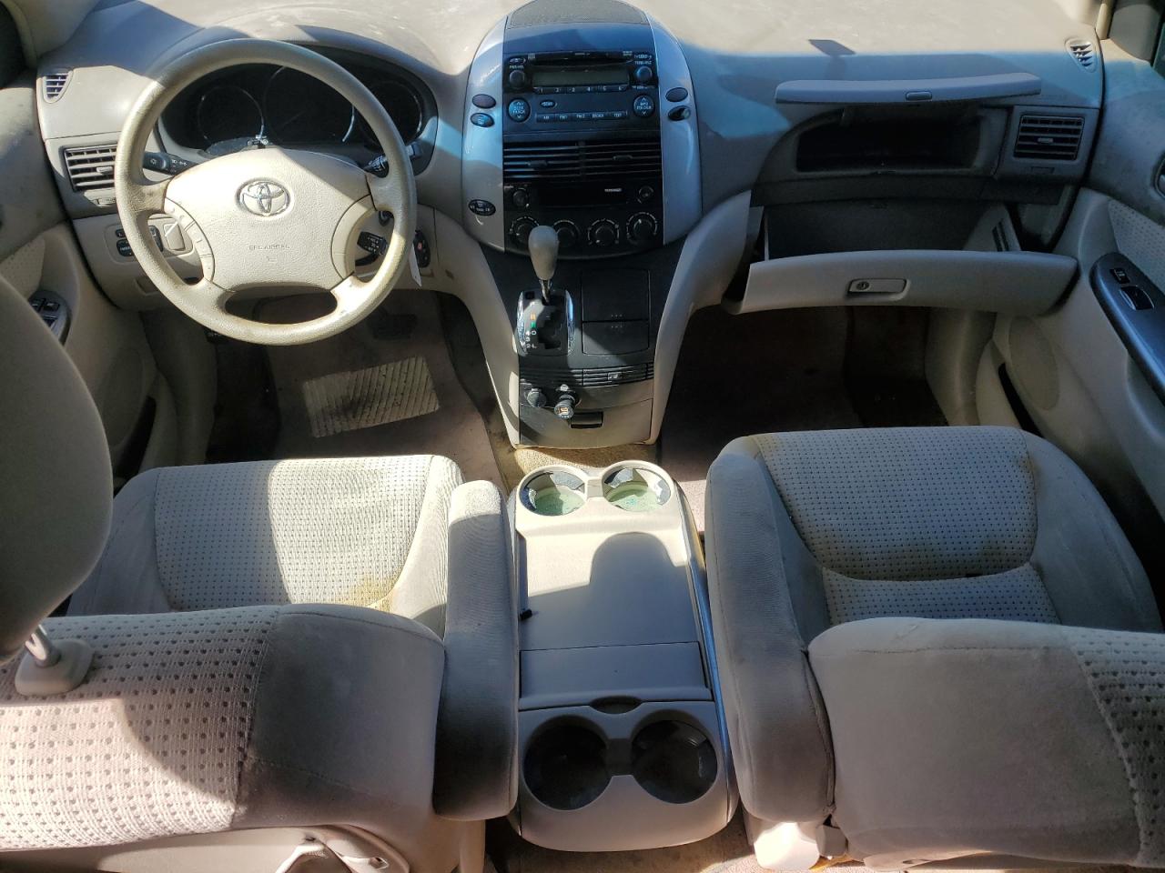 2006 Toyota Sienna - Image 8