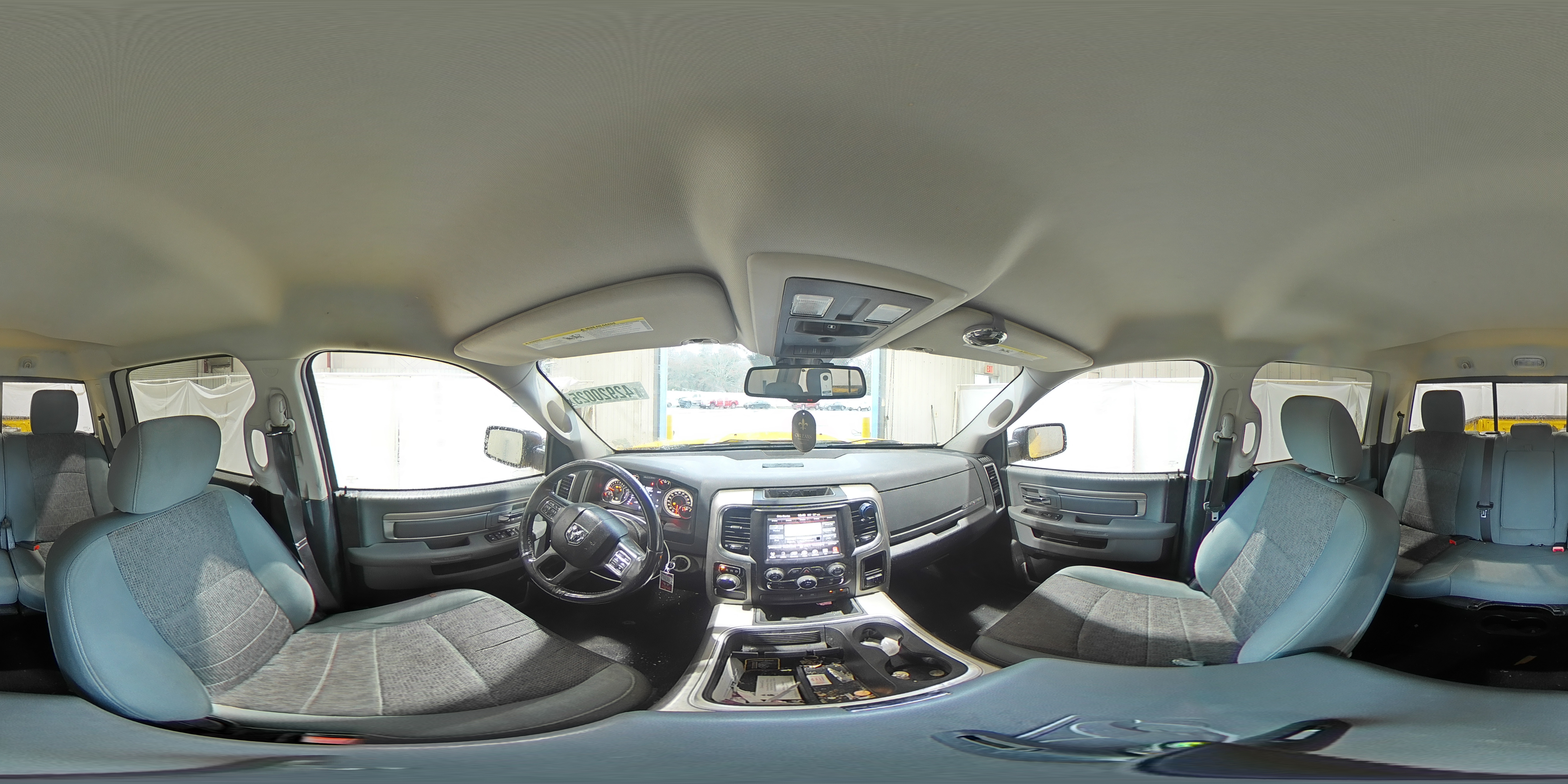 2016 RAM 1500 - Image 12