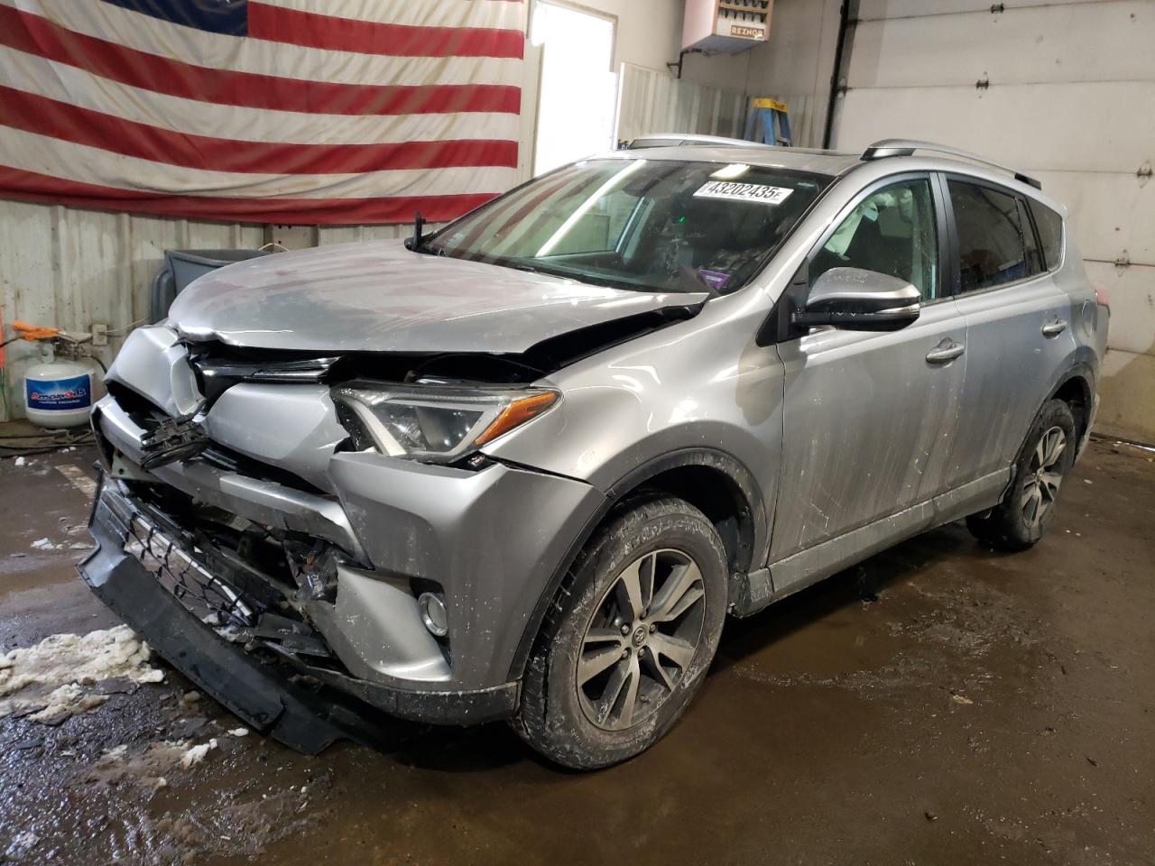 2018 Toyota RAV 4 - Image 1