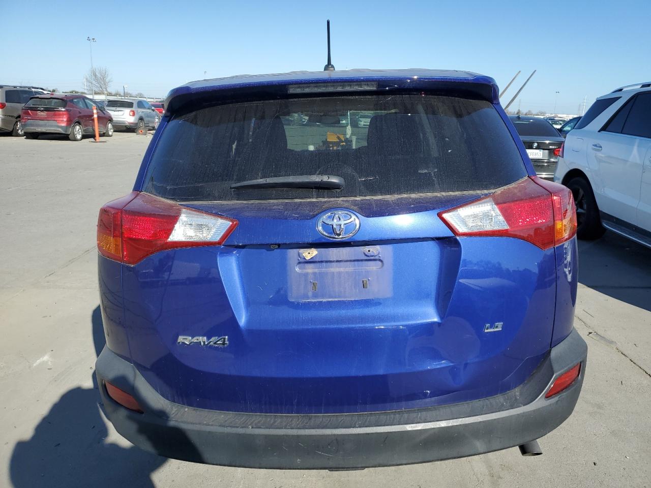 2015 Toyota RAV 4 - Image 6