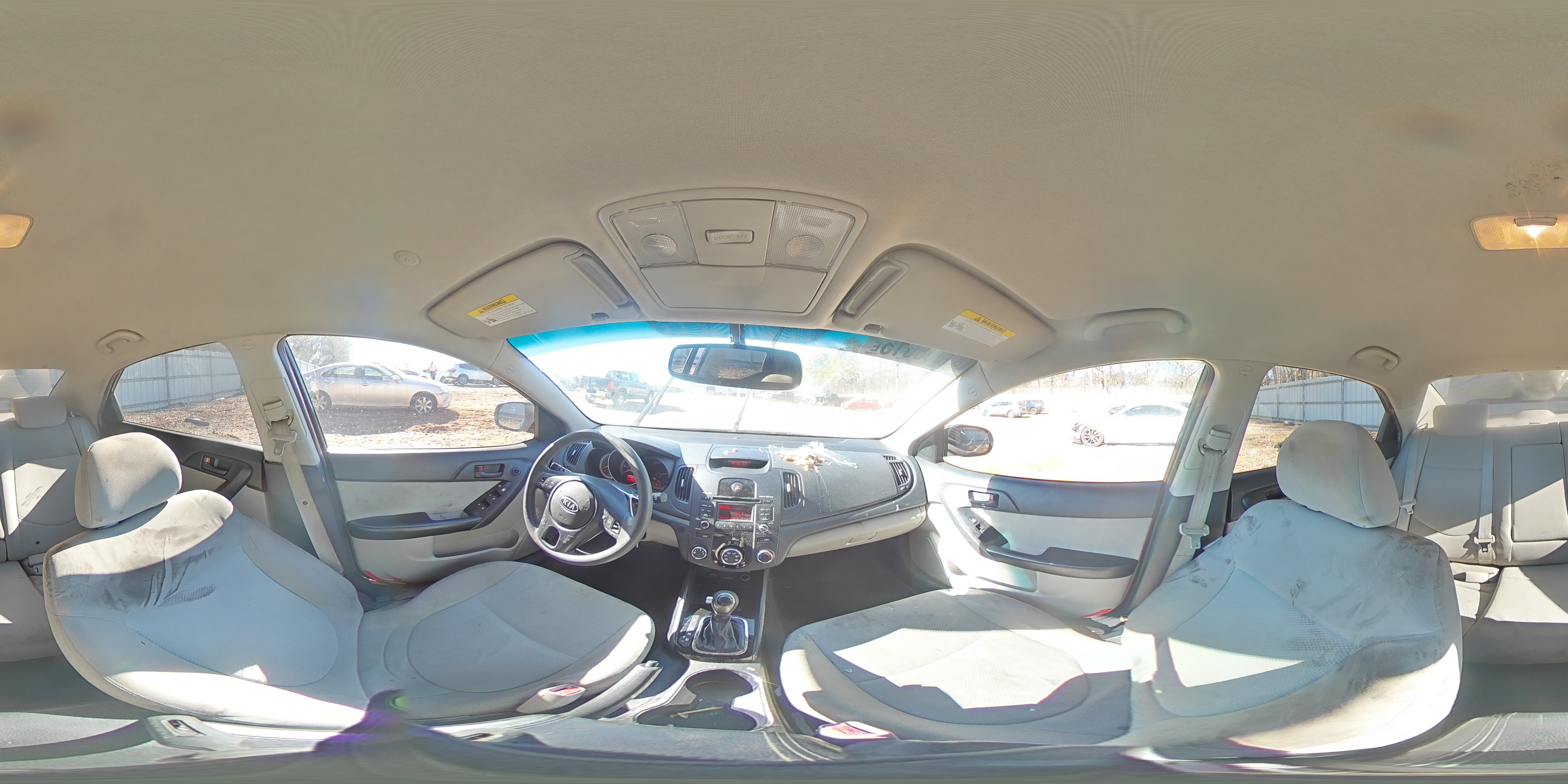 2011 Kia Forte - Image 13
