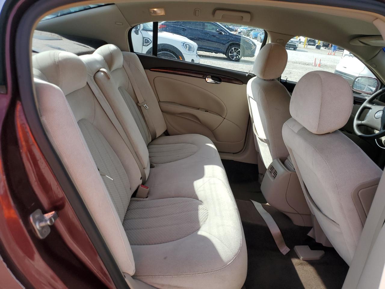 2007 Buick Lucerne - Image 10