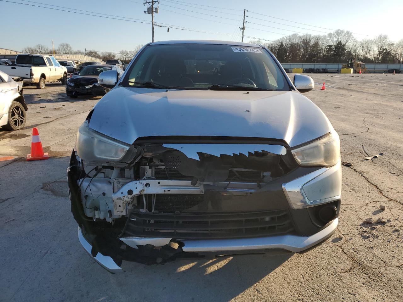 2016 Mitsubishi Outlander - Image 5