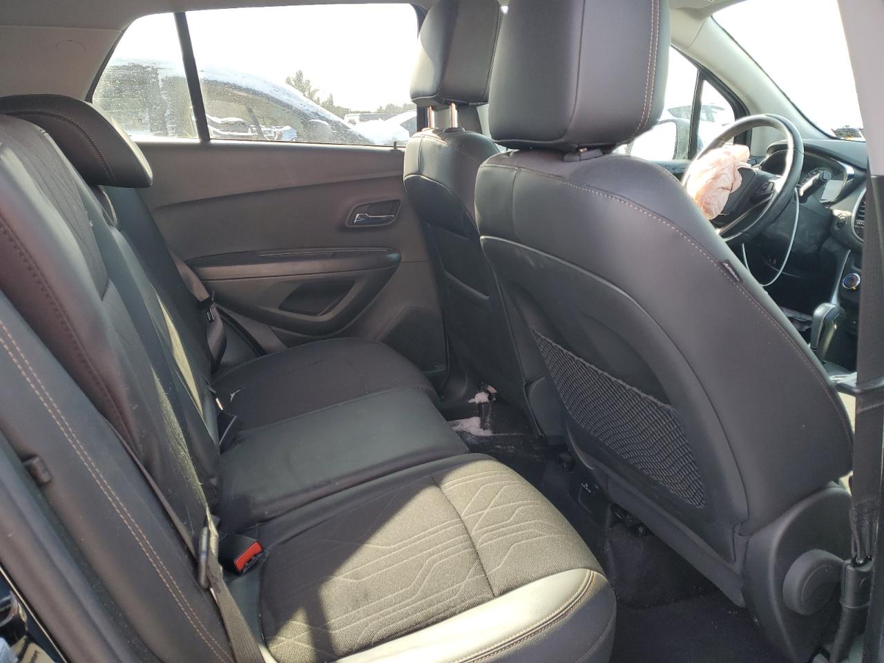 2020 Chevrolet Trax - Image 11