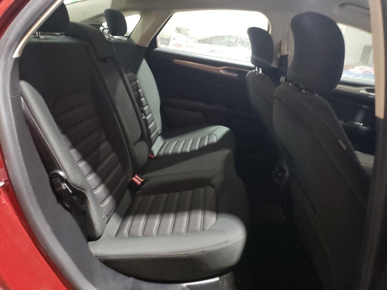 2017 Ford Fusion - Image 10
