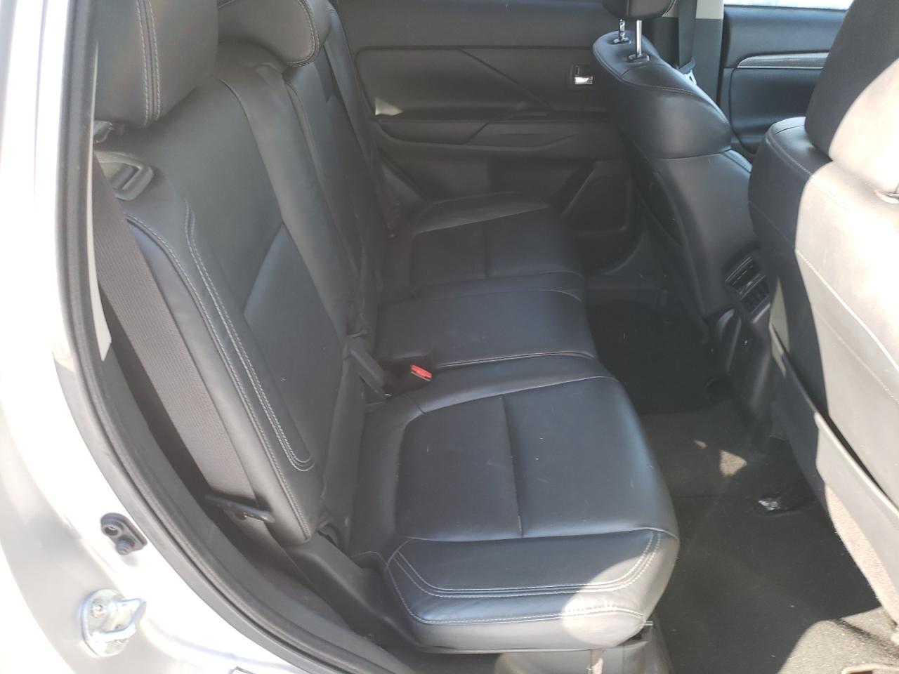 2019 Mitsubishi Outlander Se VIN: JA4AZ3A30KJ000687 Lot: 42183335