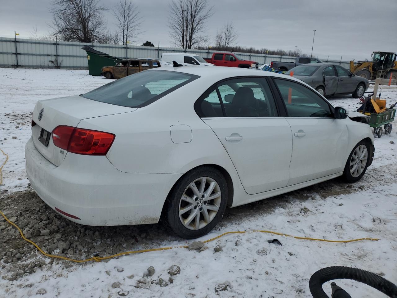 2014 Volkswagen Jetta - Image 3