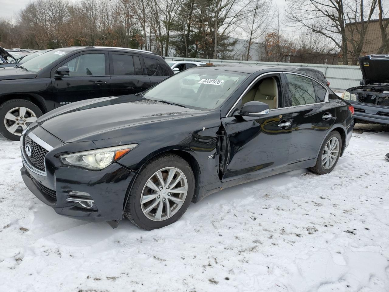 2016 Infiniti Q50 Premium zu verkaufen in North Billerica, MA - Side