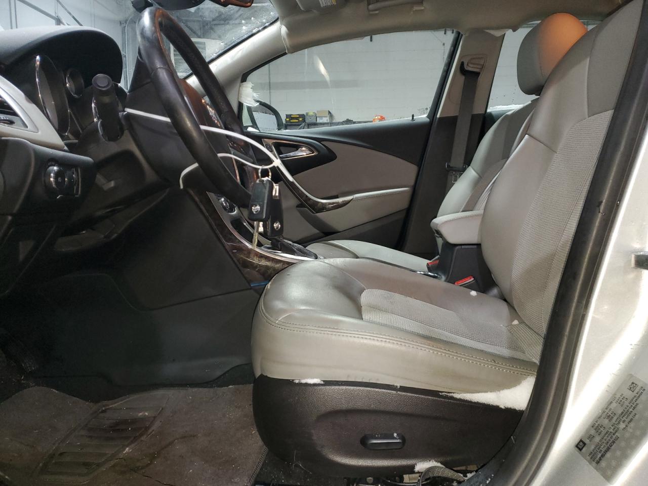 2014 Buick Verano - Image 7