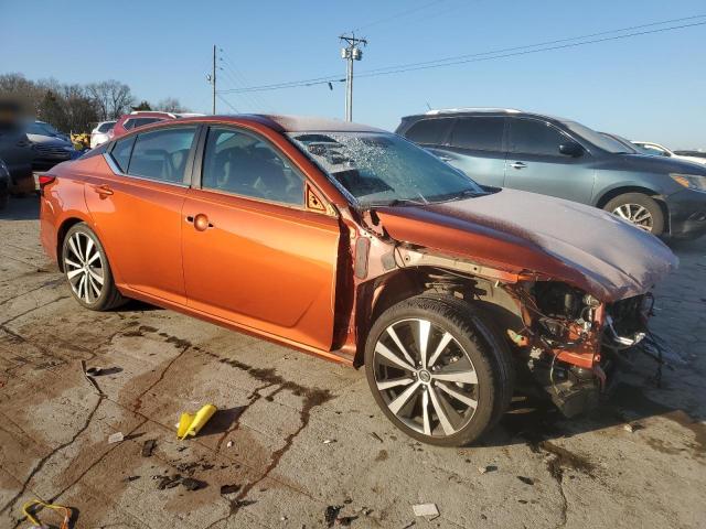  NISSAN ALTIMA 2021 Orange