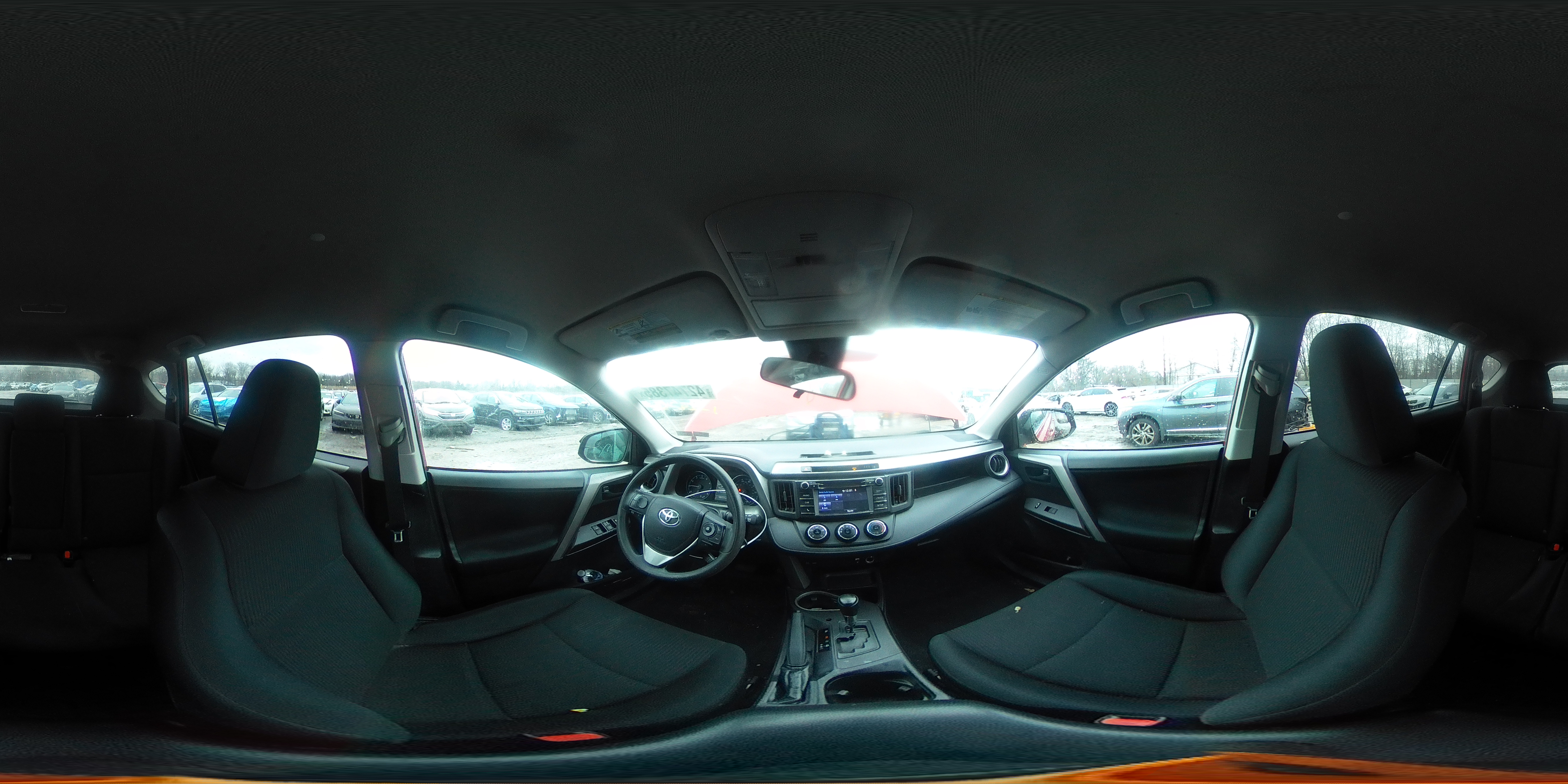2017 Toyota RAV 4 - Image 13