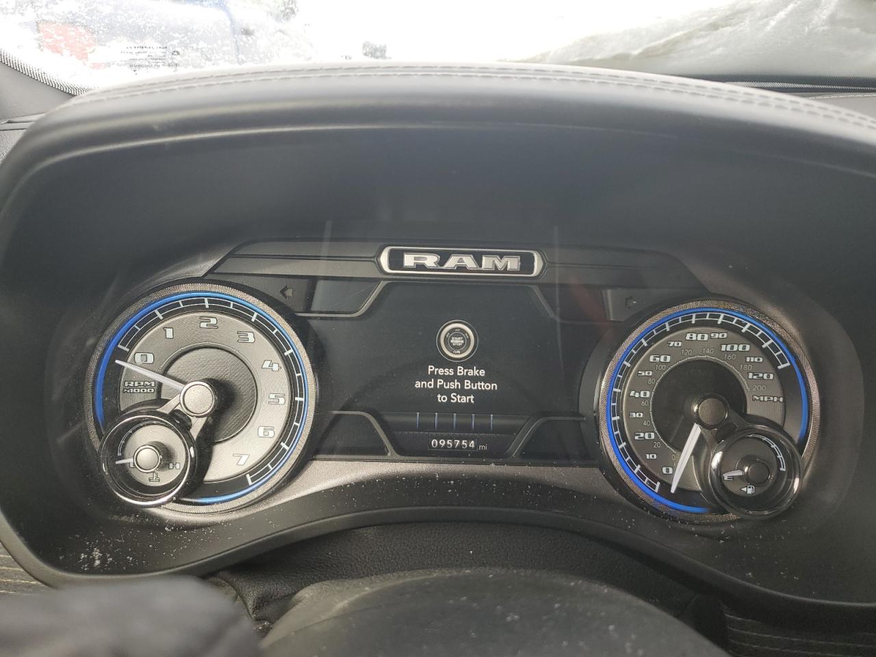 2019 RAM 1500 - Image 9