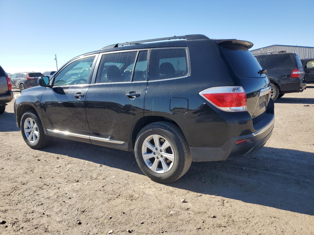 2011 Toyota Highlander - Image 2