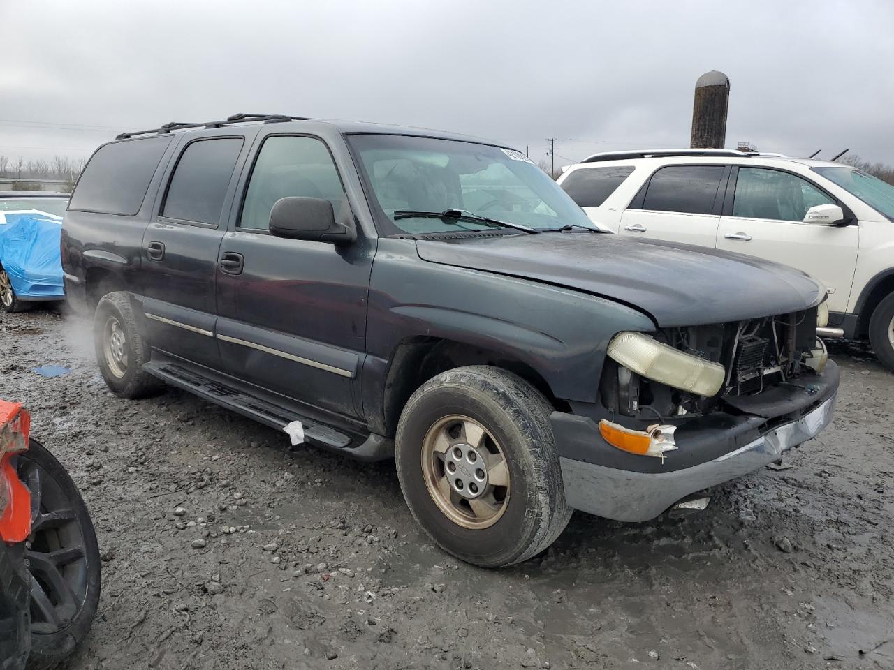 2003 Chevrolet Suburban - Image 4